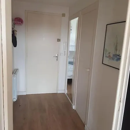 Апартаменты Cosy Et Renove *